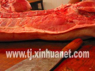 灵异图片:宰杀美女肉畜吃肉