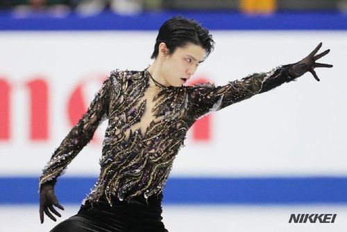 一副手套也这么讲究!羽生结弦对表演的追求真是没有极限!