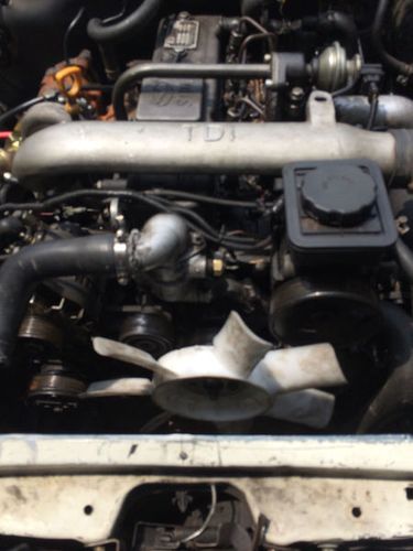 中兴皮卡发4d25发动机发电机皮带怎么装有图吗