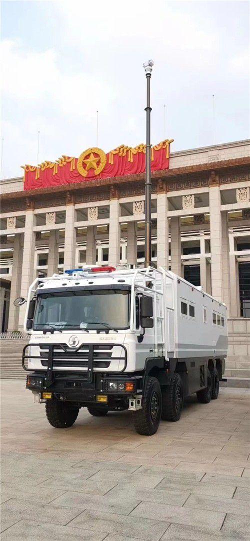 德国曼8x8越野房车说到"征服者房车