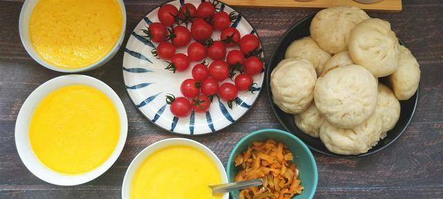 一家三口的早餐,普通的食材,简单的做法,全家吃的满足