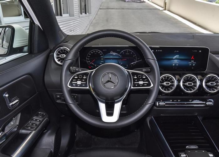 奔驰gla200一共多少钱奔驰gla多少钱