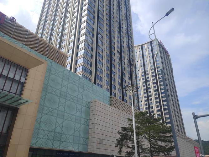 萝岗万达写字楼 186方带精装带间隔 双地铁覆盖 交通方便