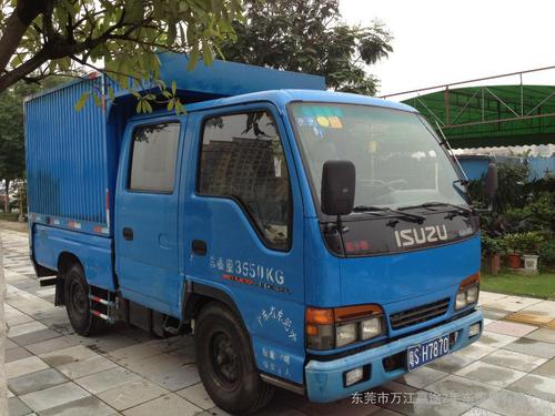 供应二手五十铃双排单轮厢式货车