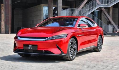 比亚迪汉dm油电混合价格官方售价为21982398万元全乱落地价2287万元起