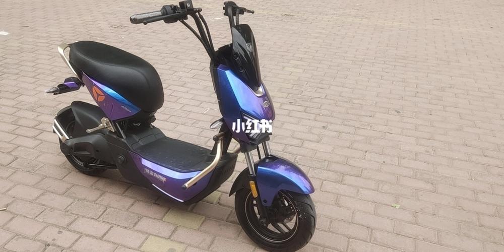 0_极光_雅迪怎么样_电动车_氛围灯_骑车_雅迪电动车_汽车_摩托车