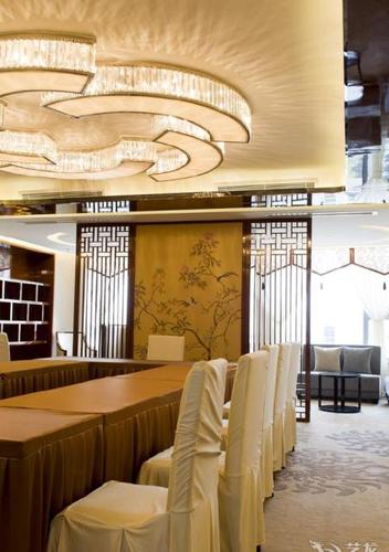 扬州扬鹏锦江大酒店