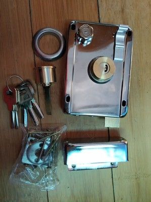 机械门锁 大门门锁芯机械门锁 > 三件 e 豪华别墅大门锁铝合金大把手