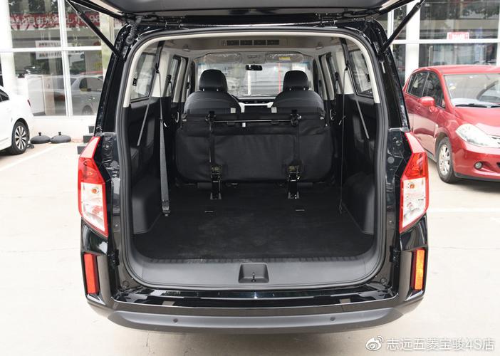 东风风行菱智看到这里我们可以发现单纯在产品力上即将上市