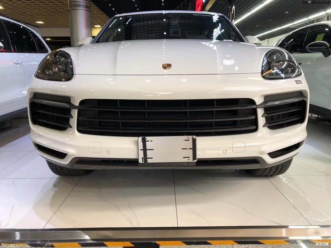 2021款美规版保时捷卡宴详细配置分析