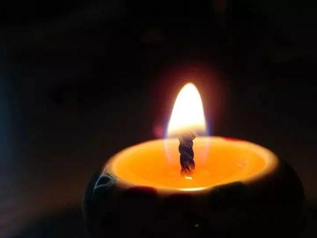 只可惜阴阳相隔,他们长眠不醒,我们长念不变.