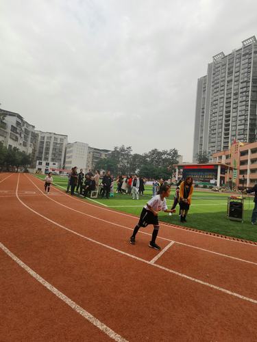 泸县实验学校三三班再创三连冠传奇