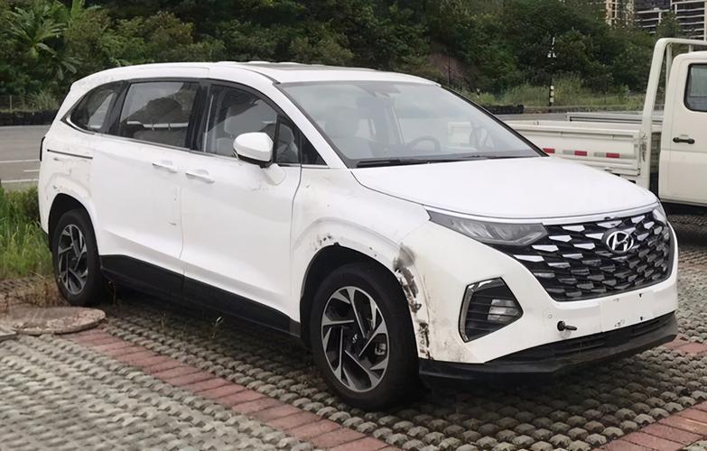 命名为custo?北京现代首款mpv曝光