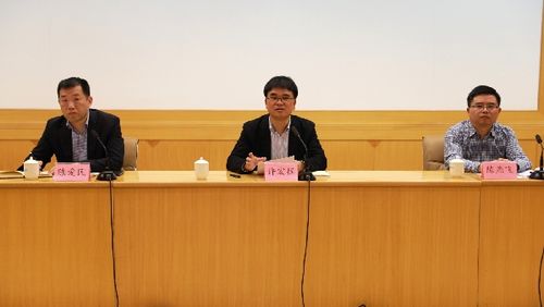 区禁毒委主任许宏程,鲤城区委常委,政法委书记,区禁毒委副主任陈燕飞