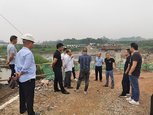 芦溪县交通运输局组织召开敖家坊大桥改造现场协调会