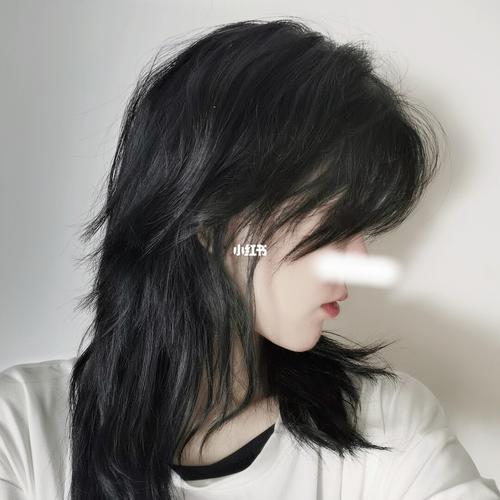 女生长款狼尾发型_狼尾_发型_长发_狼尾发型_时尚_发型