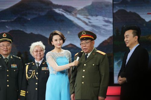 张蕾