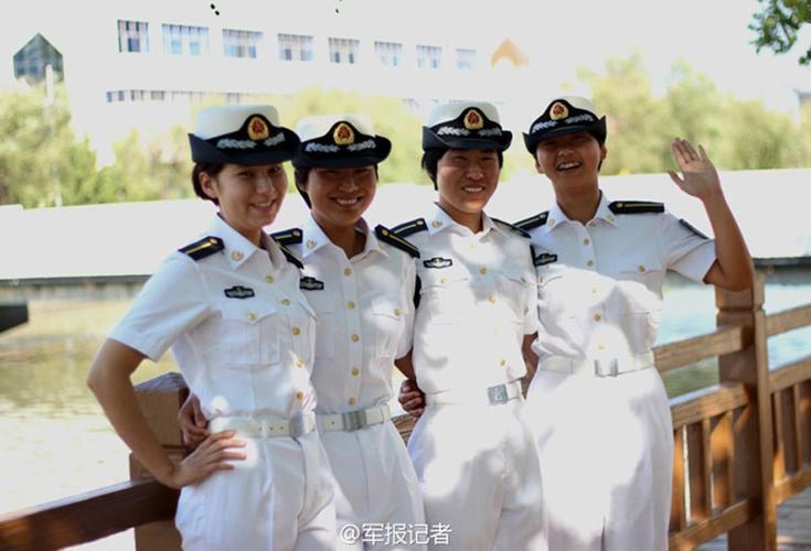 中国海军首批新疆籍维吾尔族女学员军校写真【8】