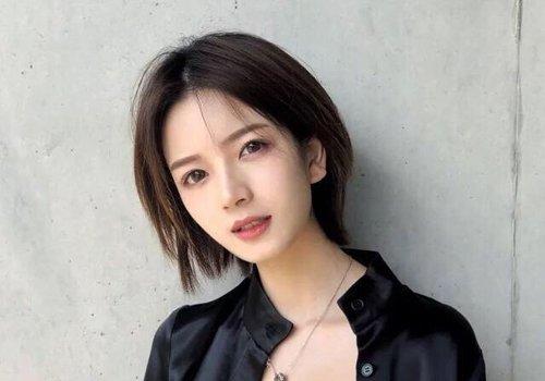 发型设计 短发 >> 30岁女士剪完短发太好看自己都不敢信 短发如此减龄