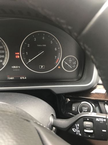 宝马x5,三角形里的感叹号啥意思