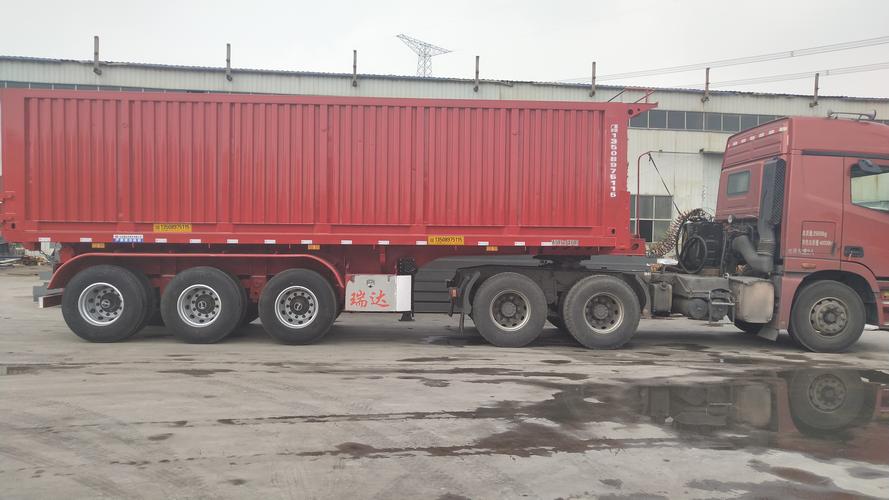 9米后翻自卸半挂车定制热销款 梁运 半挂车仓栏式