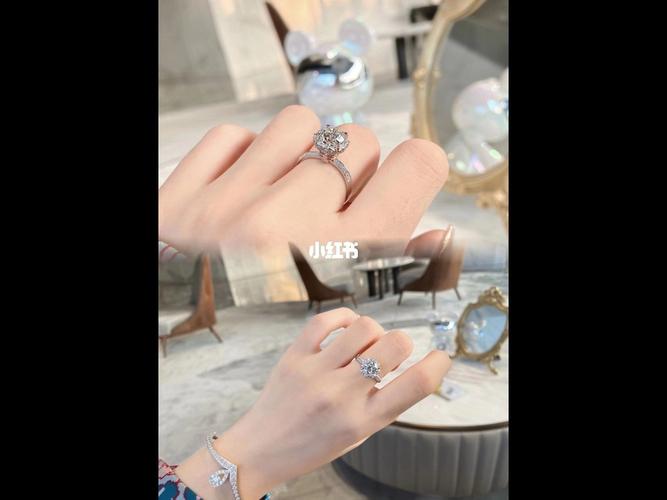 新品手捧花钻戒95_钻戒_捧花_dr钻戒一生只送一人_时尚_配饰