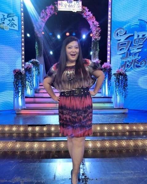 妞妞王芳《百里挑一》照片