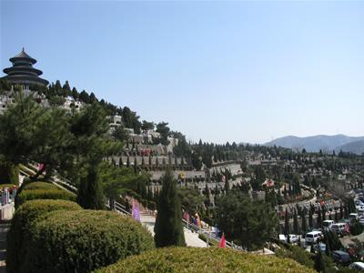 乔山墓园