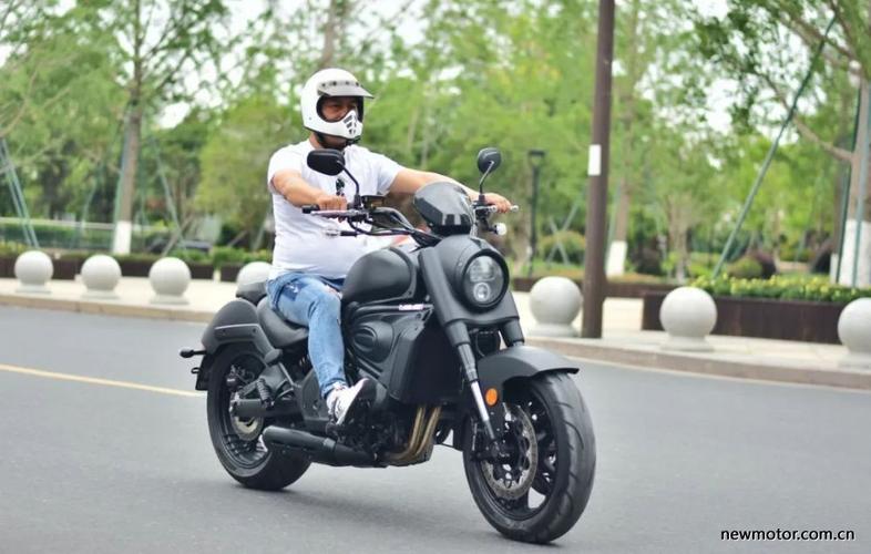 气场飙升摩枭500ms街拍