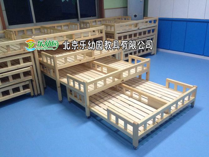 幼儿园实木床 幼儿推拉床 实木床 一拖八推拉床