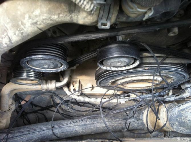 > 发电机皮带几万公里更换6万 8万 10万 还是12有图有真相
