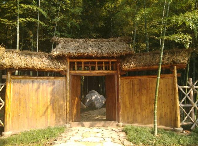诸葛亮住的茅庐