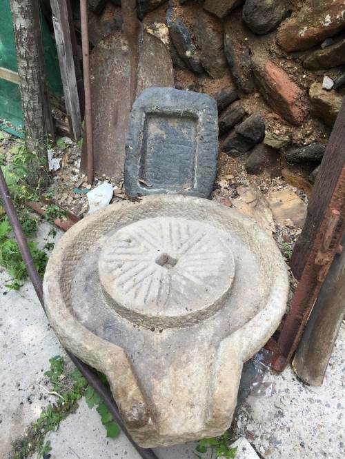 老玩意儿 老石磨盘