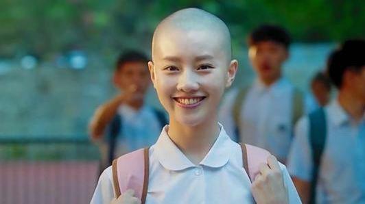 那些为拍戏真正剃光头的女演员宁静霸气周冬雨清纯最后一位直接被赞