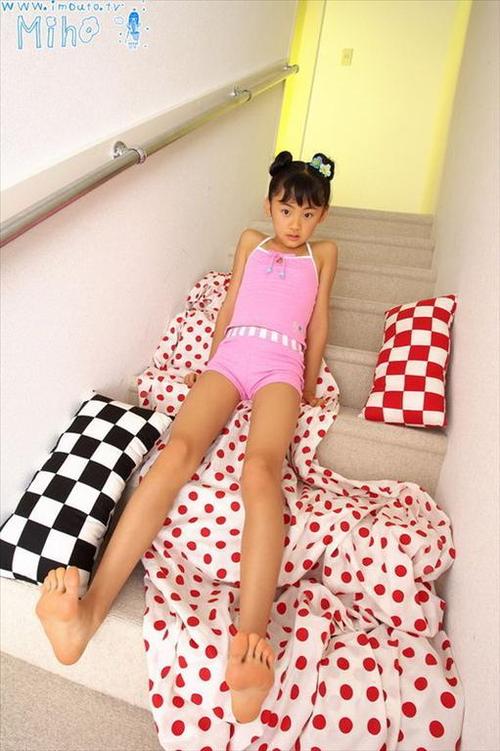金子美穗好美啊_金子美穗的照片_性感萝莉金子美穗
