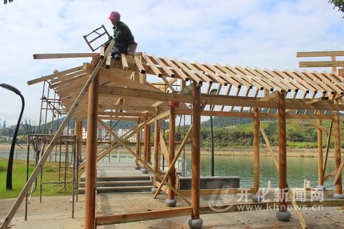 搭建凉亭 扮靓景观