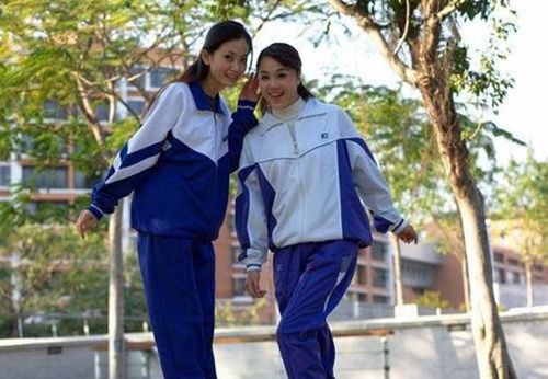 各国"校服"pk,越南校服有异域特色,中国校服"舒服得体