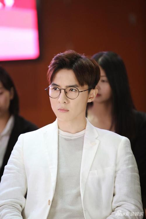 我们的少年时代唐禹哲变身会卖萌的男老师