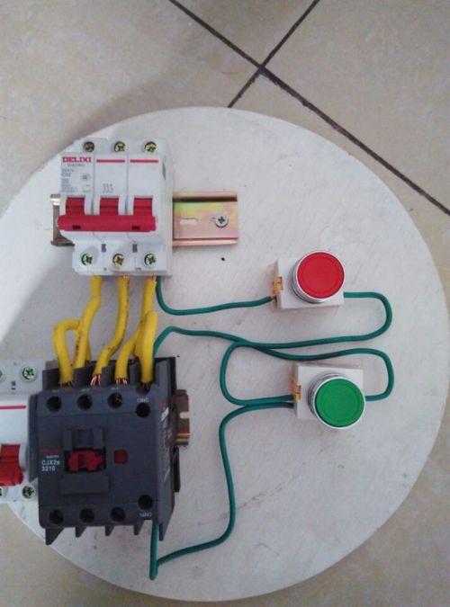 老大 原理图不懂啊 帮忙看看接的对吗