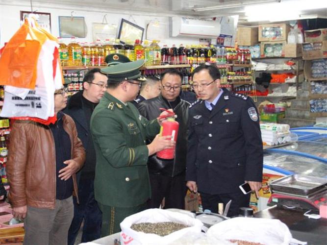 宜昌兴山县副县长,公安局长任忠良带队督导全县冬春火灾防控工作