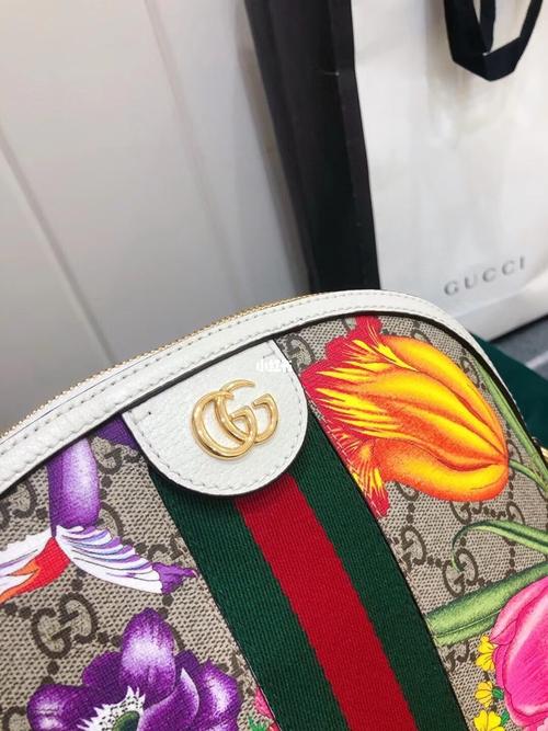 gucci贝壳包_古驰怎么样_贝壳包_万达广场(开福店)攻略_时尚_箱包