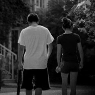 背影情侣头像黑白