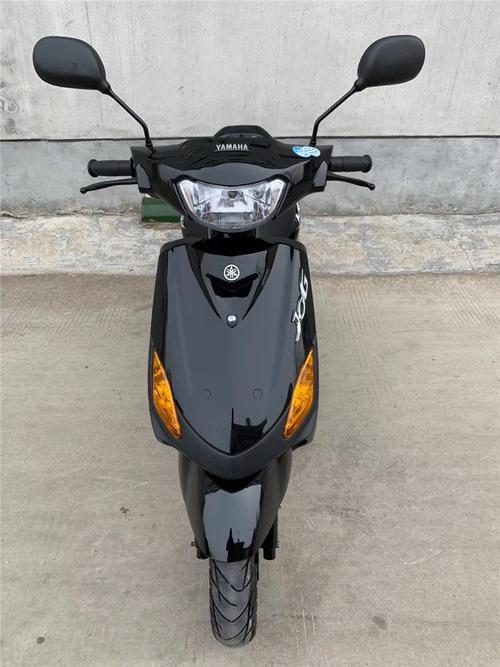 新款巧格黑色jog踏板雅马哈发动机