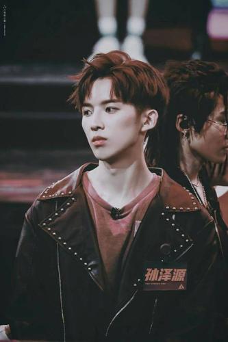 孙泽源1118生日快乐