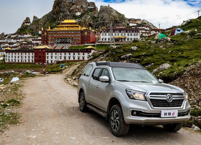 郑州日产带盖越野皮卡上市,取名"帕拉索",配东风车标宝马动力