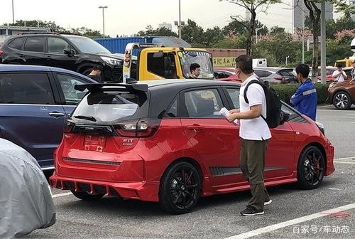 本田飞度无限版实车曝光,改装潜质依然很大