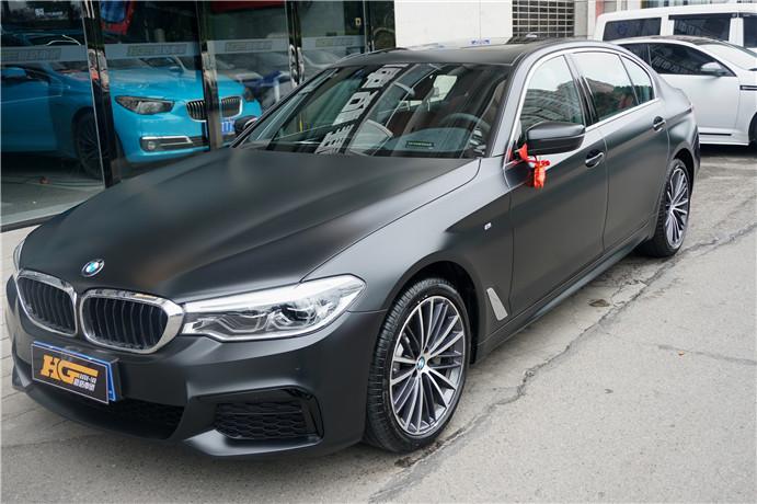 宝马5系改装黑武士汽车贴膜电光金属黑磨砂黑长沙汇格车研汽车改装