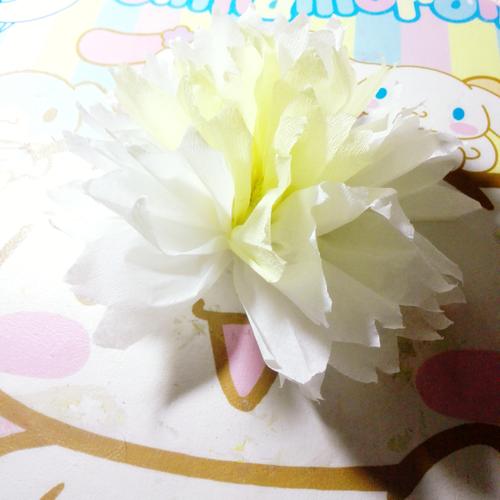 扫墓用的纸花怎么做急