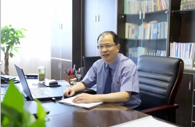 02, 朱毅,江苏省镇江市人民检察院党组副书记,副检察长,以18.