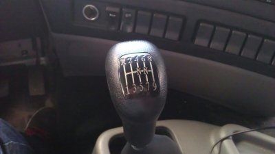 后8轮翻斗车,档位图尤其是几档起车?